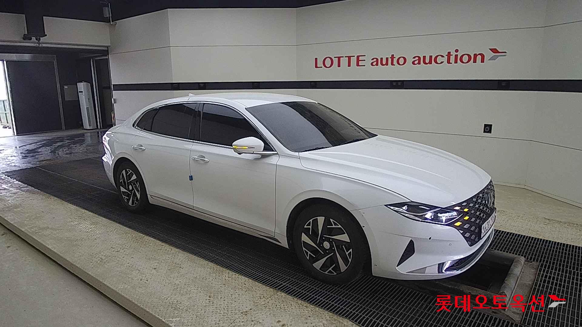 Hyundai Grandeur Hybrid id 2704029 из Кореи 16