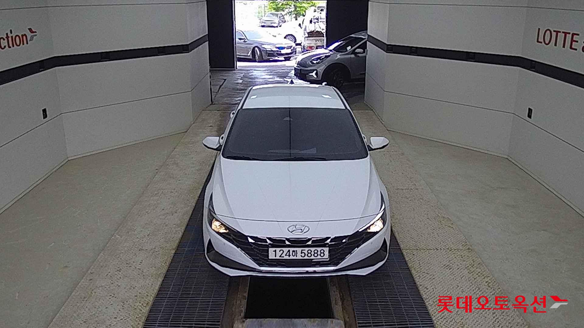 Hyundai Avante id 2703973 из Кореи 8