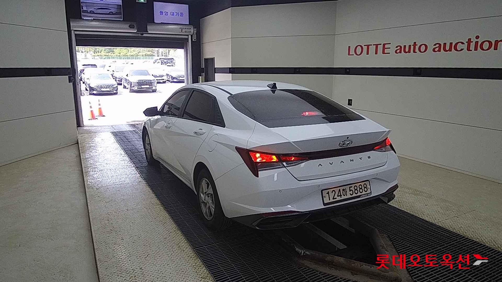 Hyundai Avante id 2703973 из Кореи 9