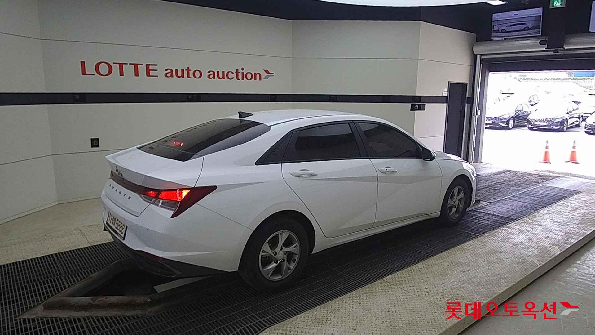 Hyundai Avante id 2703973 из Кореи 19