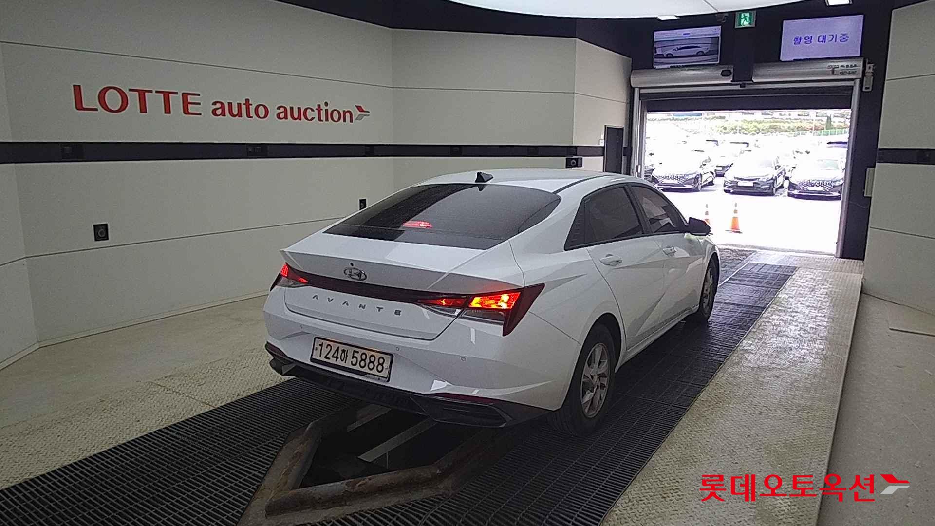 Hyundai Avante id 2703973 из Кореи 20