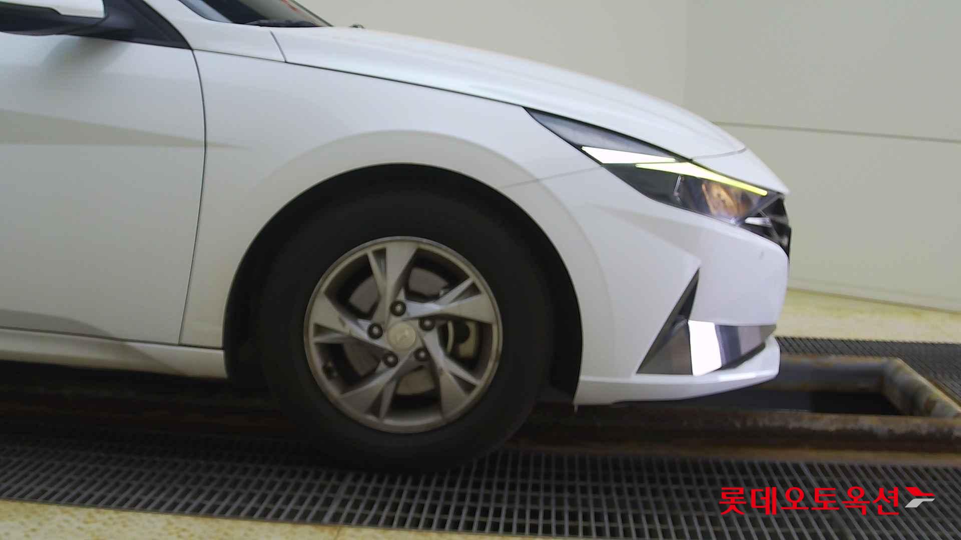 Hyundai Avante id 2703973 из Кореи 23