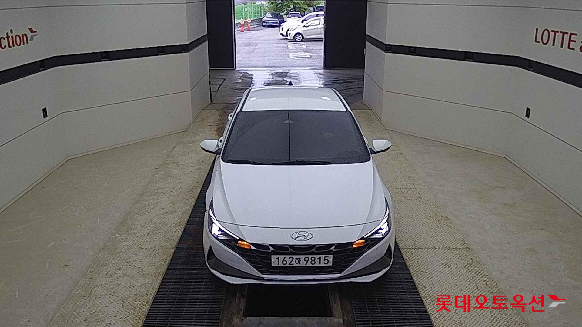 Hyundai Avante id 2708649 из Кореи 8