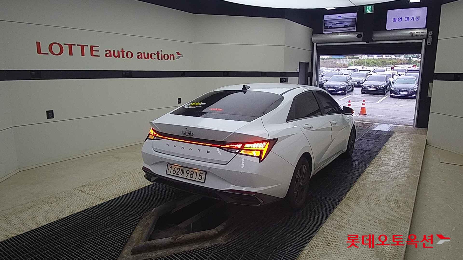 Hyundai Avante id 2708649 из Кореи 20