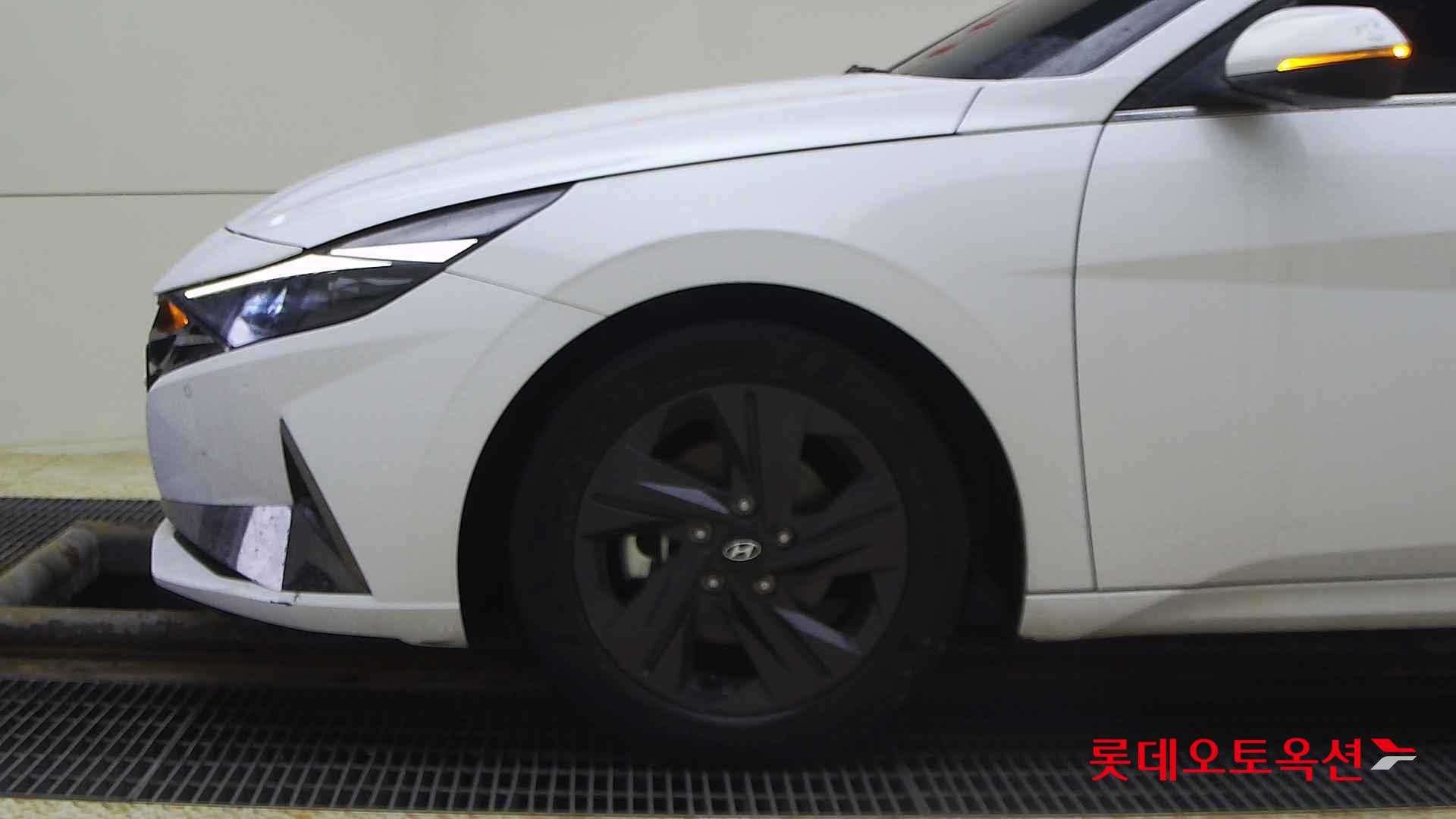 Hyundai Avante id 2708649 из Кореи 21