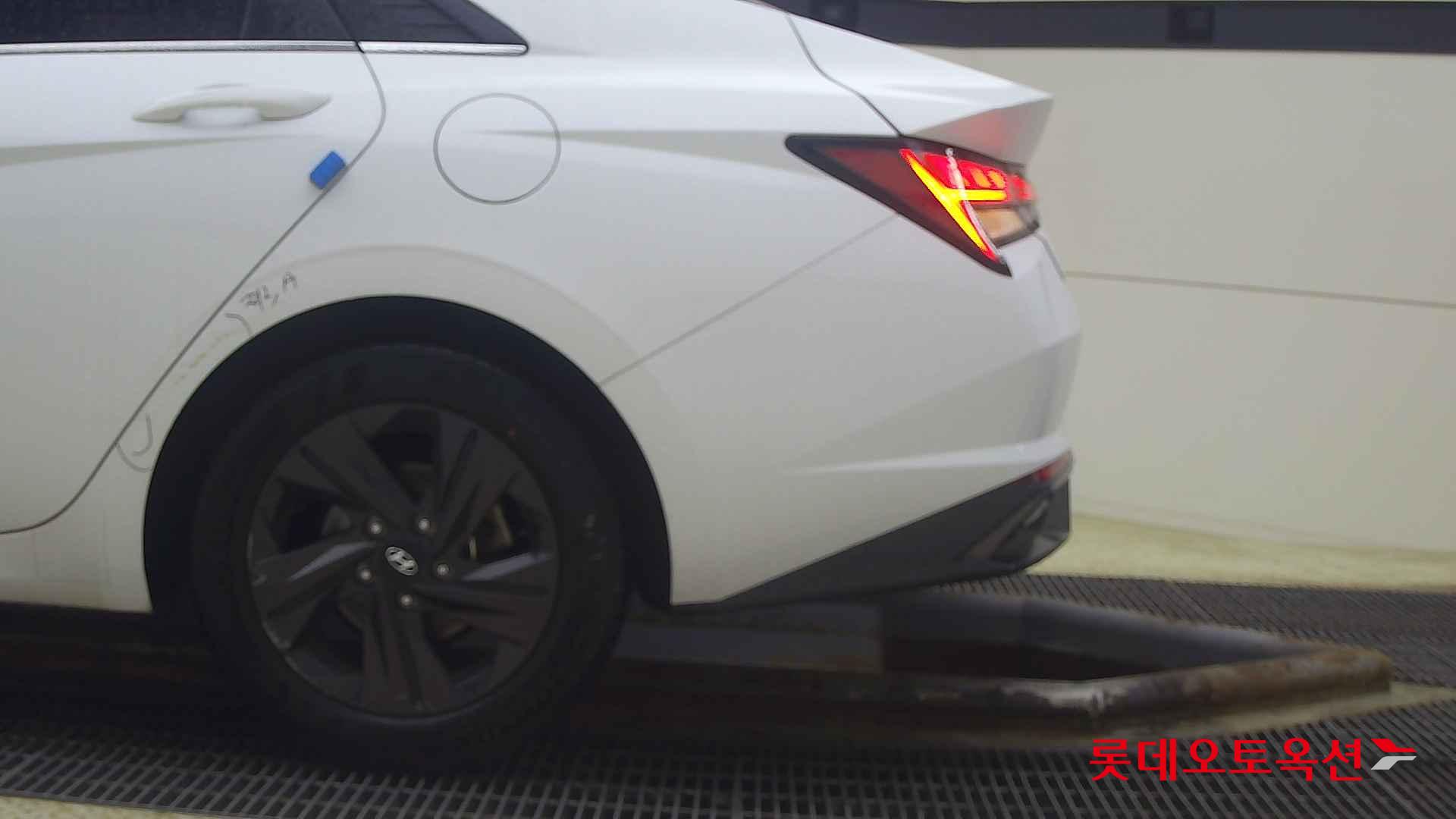 Hyundai Avante id 2708649 из Кореи 22