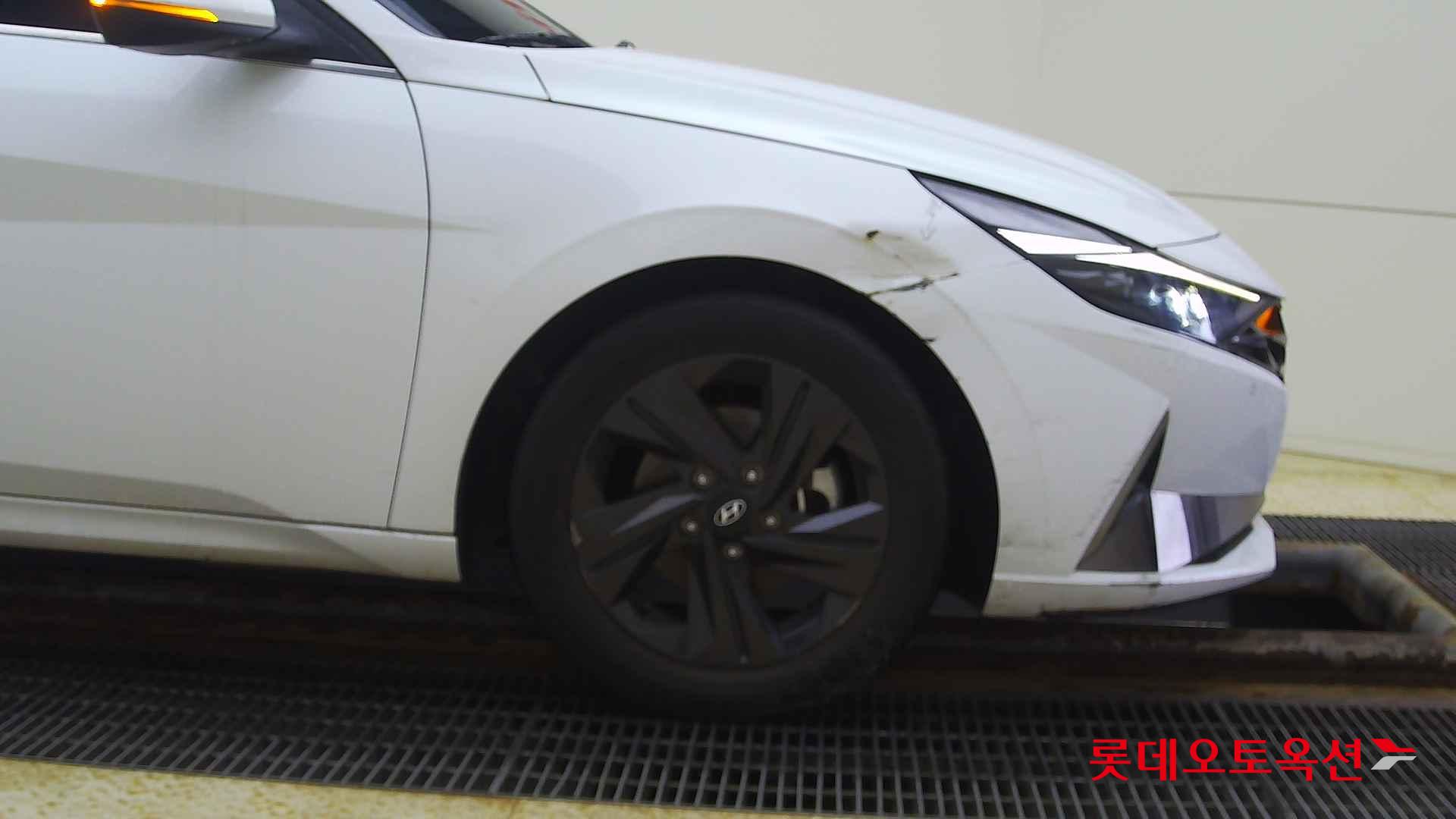 Hyundai Avante id 2708649 из Кореи 23