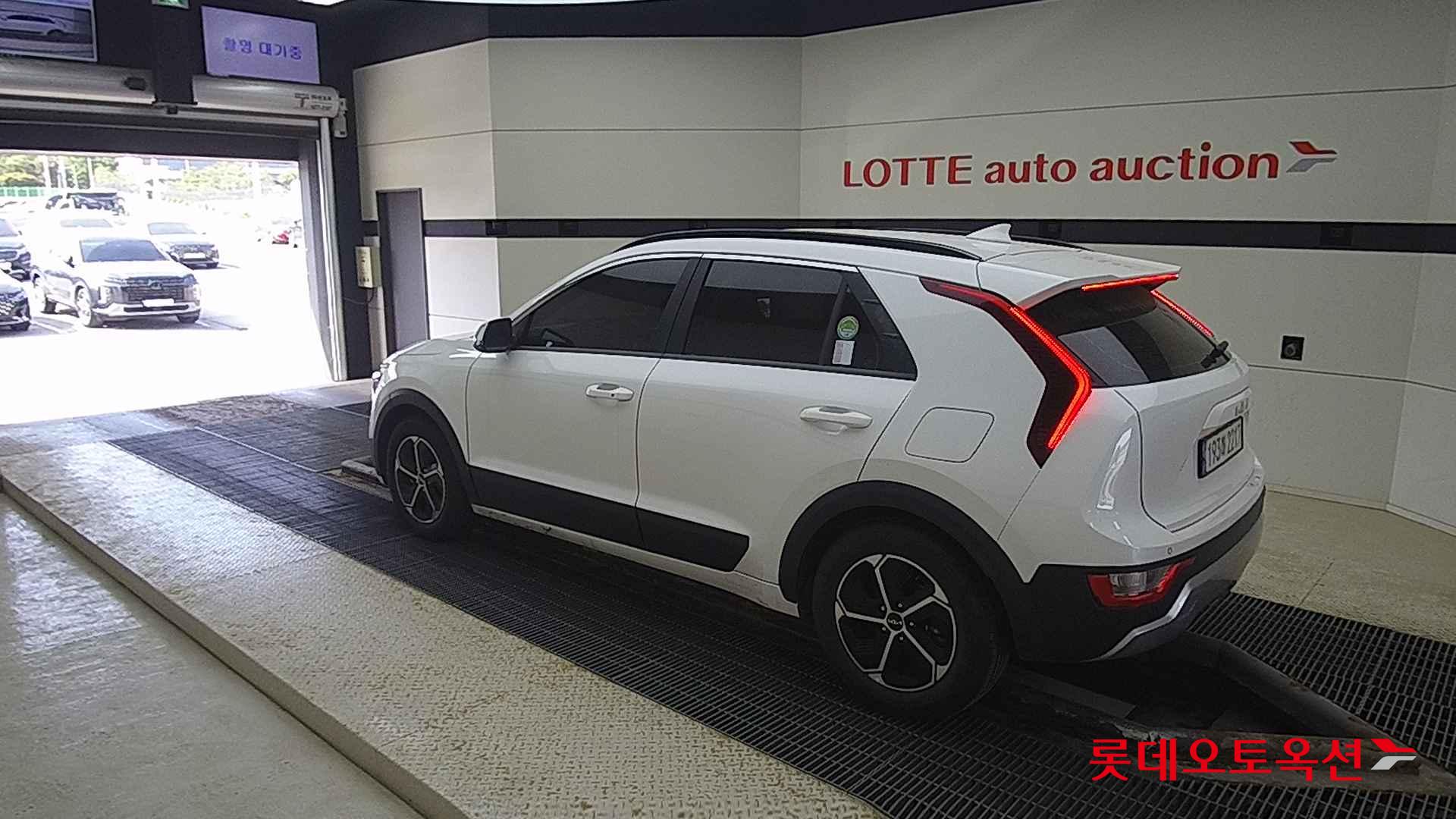 Kia Niro Hybrid id 2698447 из Кореи 10