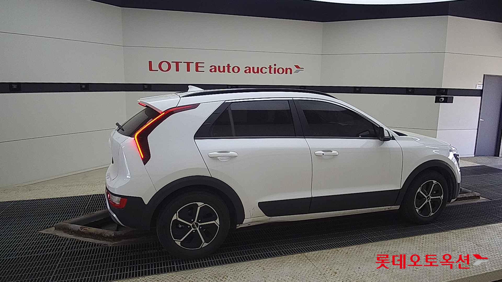 Kia Niro Hybrid id 2698447 из Кореи 18