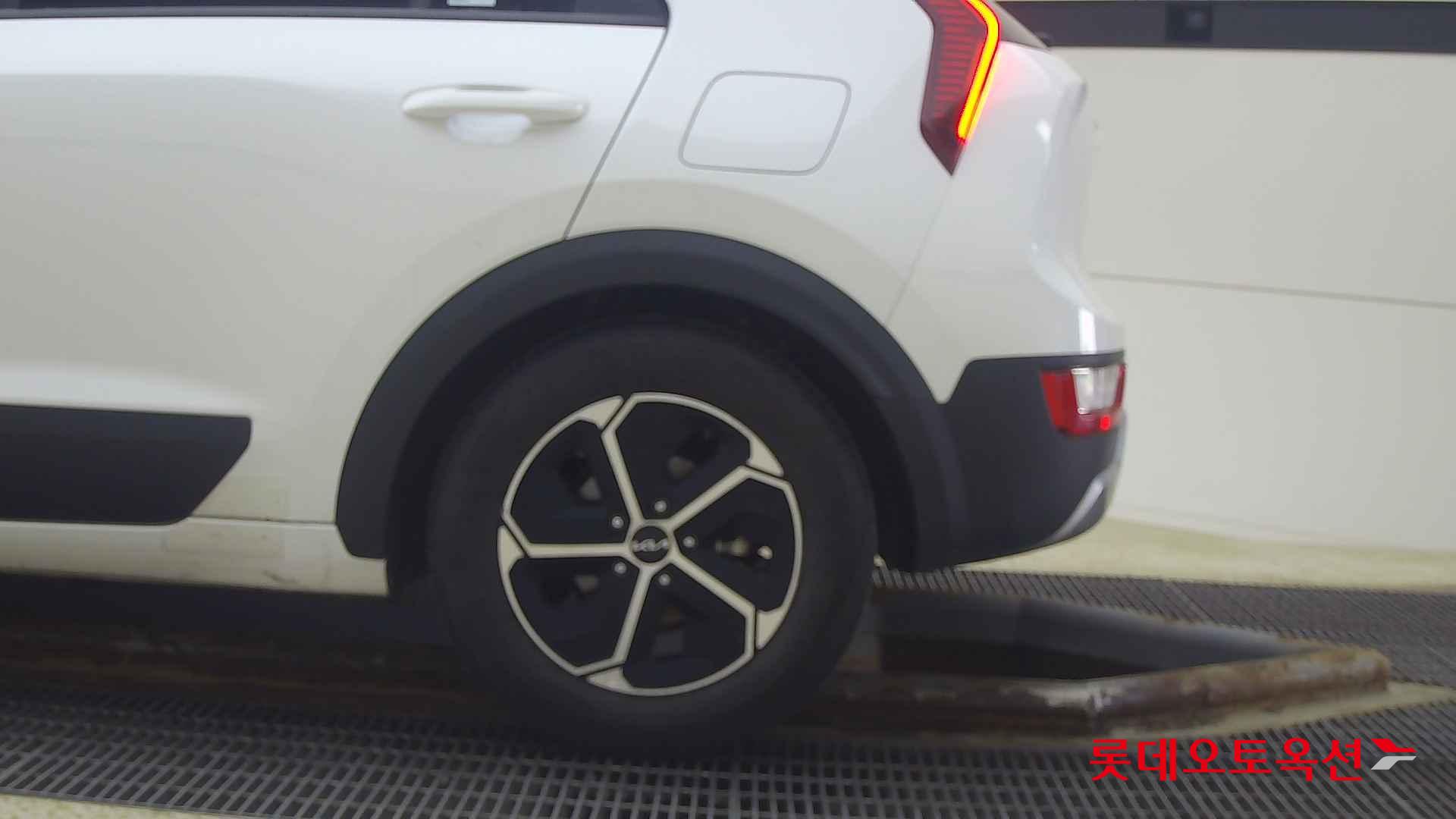 Kia Niro Hybrid id 2698447 из Кореи 22