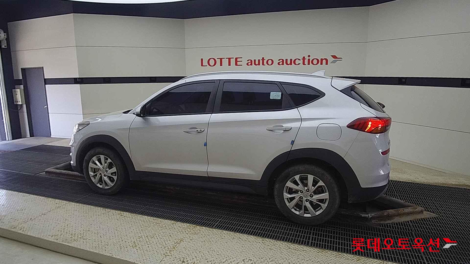 Hyundai Tucson id 2698318 из Кореи 11