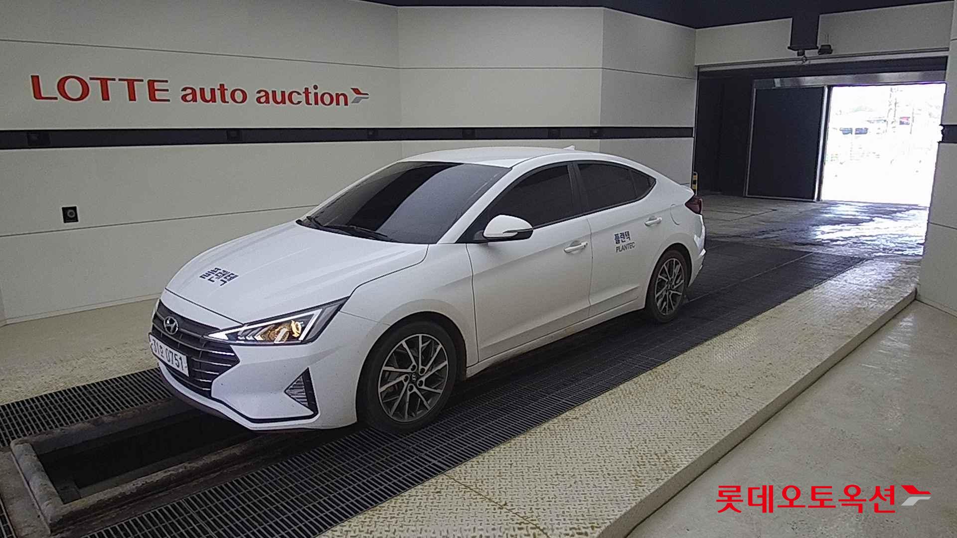 Hyundai Avante id 2698386 из Кореи 13