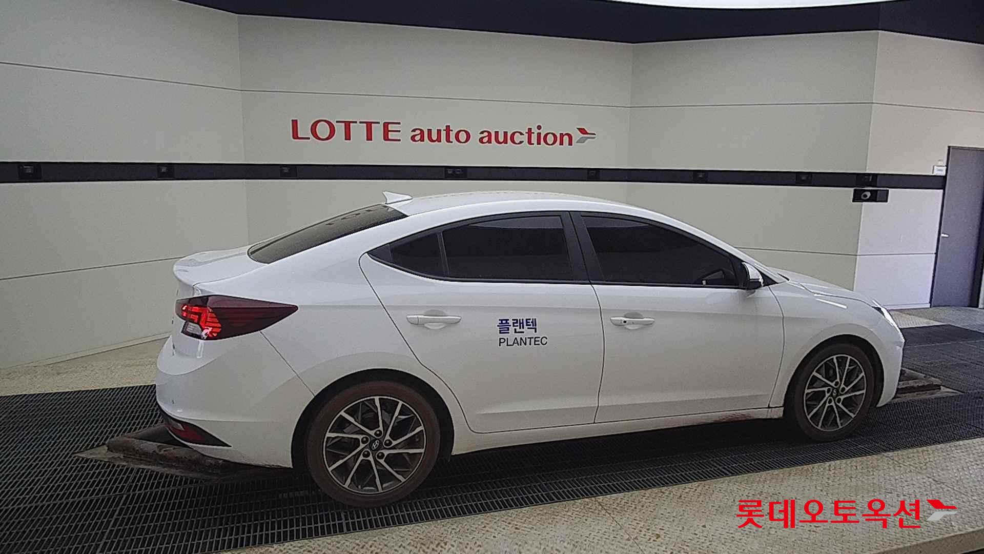 Hyundai Avante id 2698386 из Кореи 18