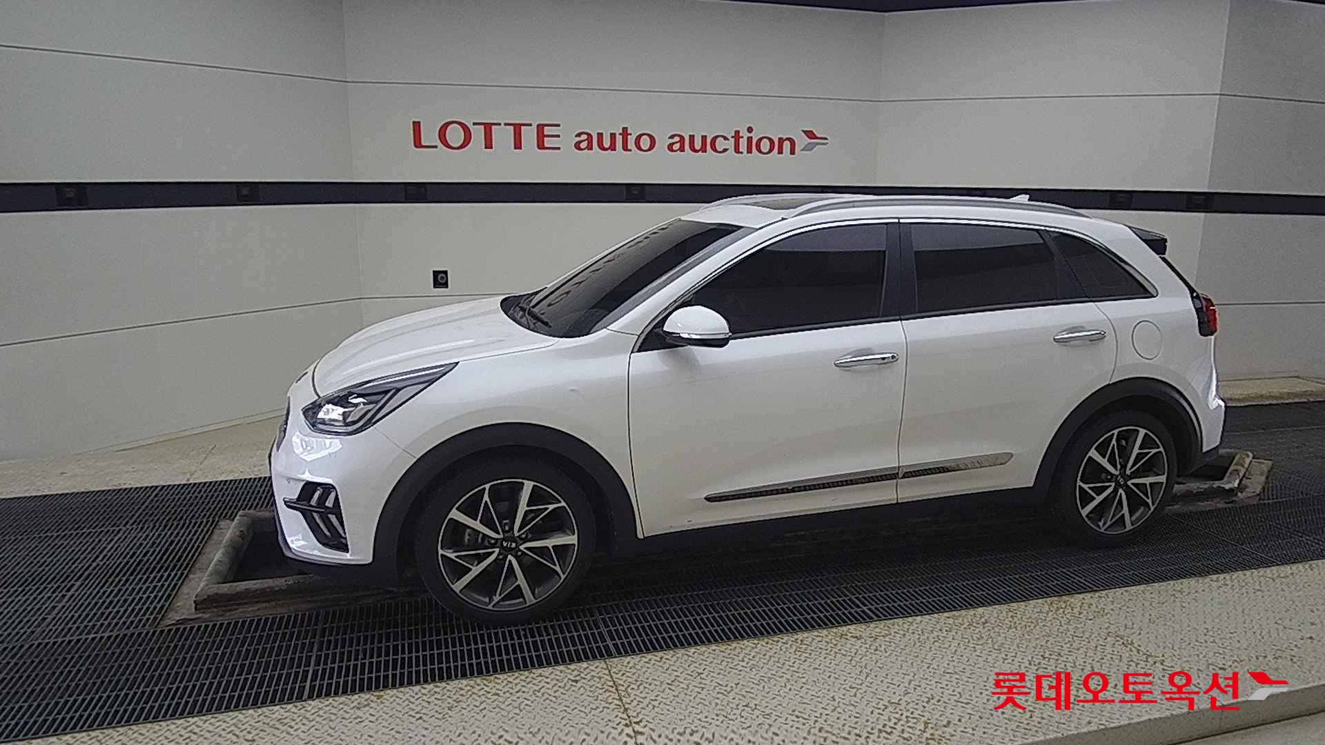 Kia Niro Hybrid id 2704072 из Кореи 12