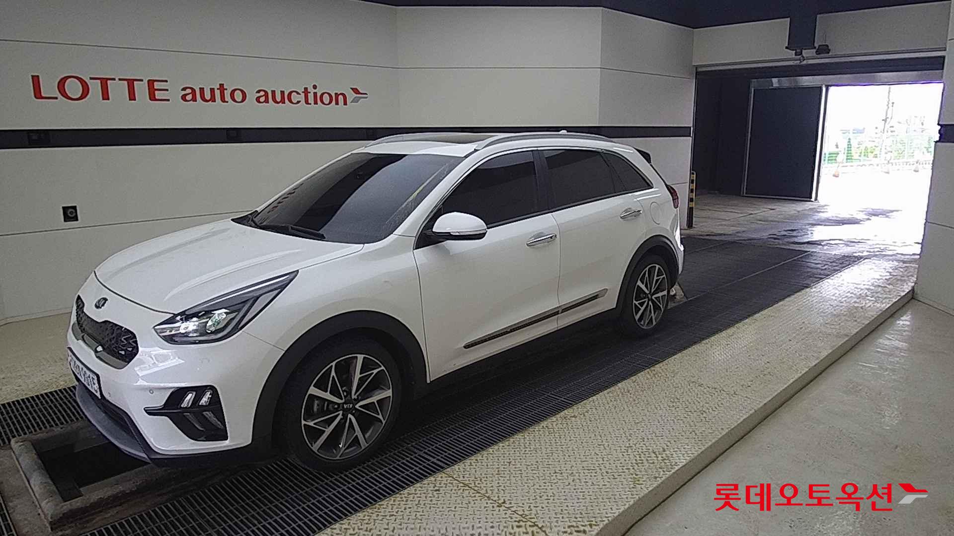 Kia Niro Hybrid id 2704072 из Кореи 13
