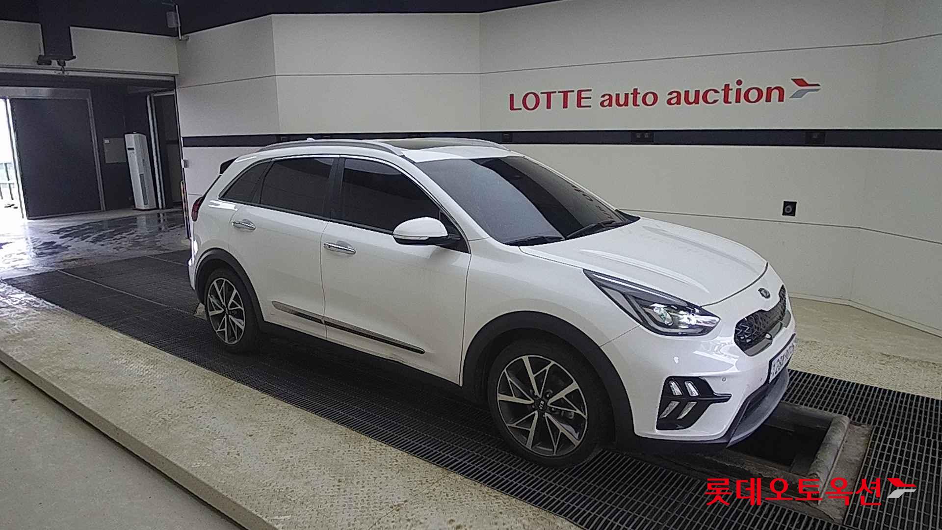 Kia Niro Hybrid id 2704072 из Кореи 16
