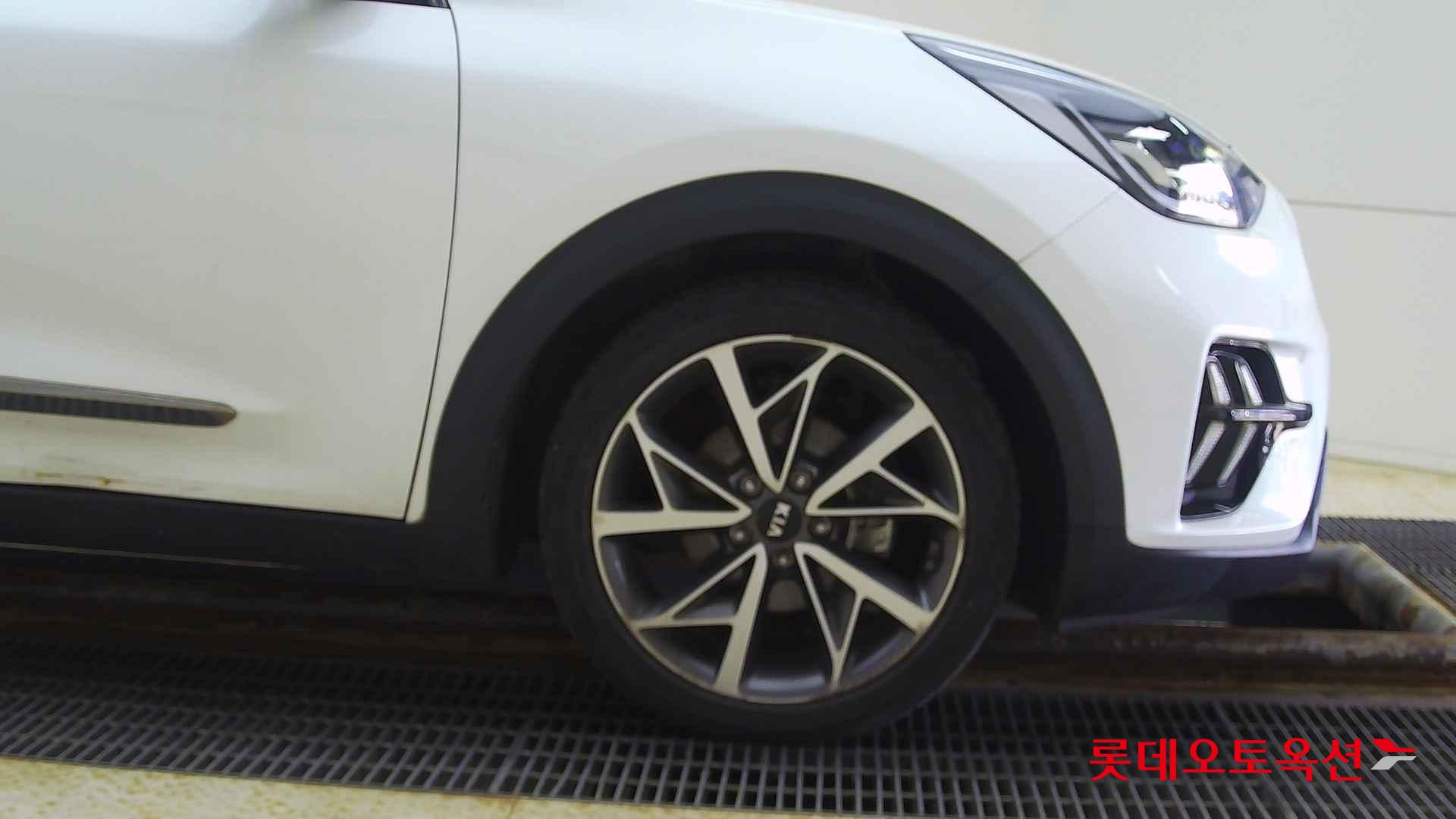 Kia Niro Hybrid id 2704072 из Кореи 23