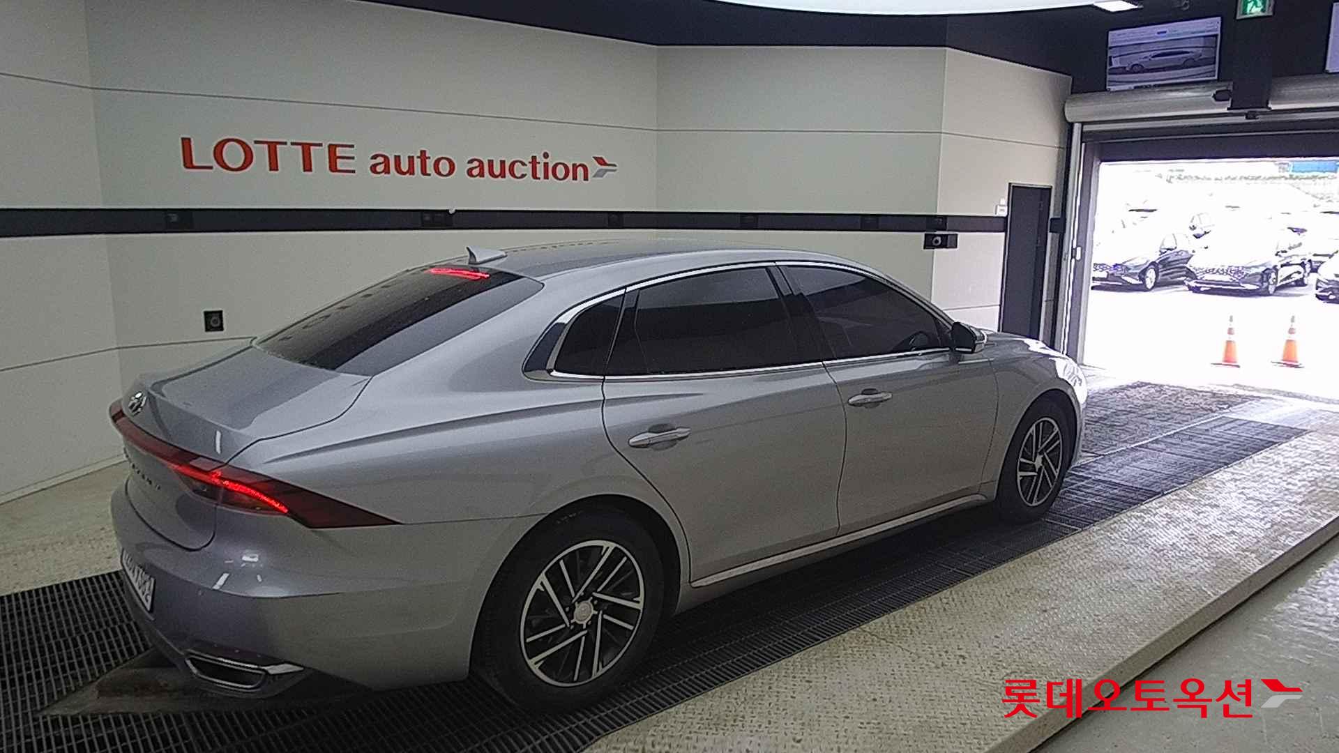 Hyundai Grandeur id 2703965 из Кореи 19