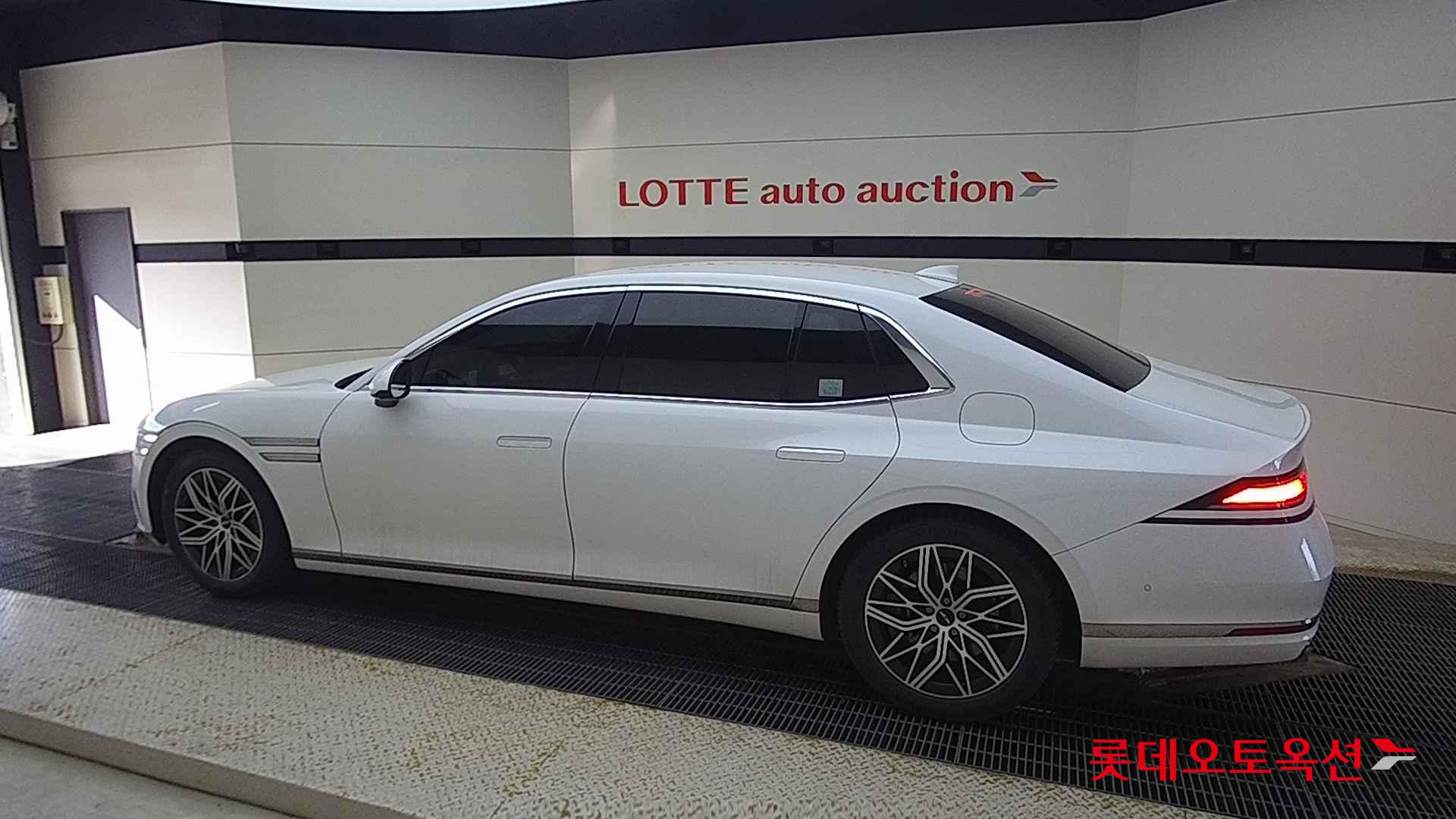 Hyundai G90 id 2663176 из Кореи 11