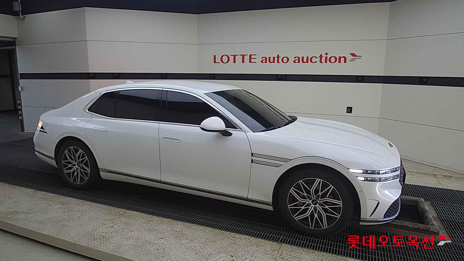 Hyundai G90 id 2663176 из Кореи 17