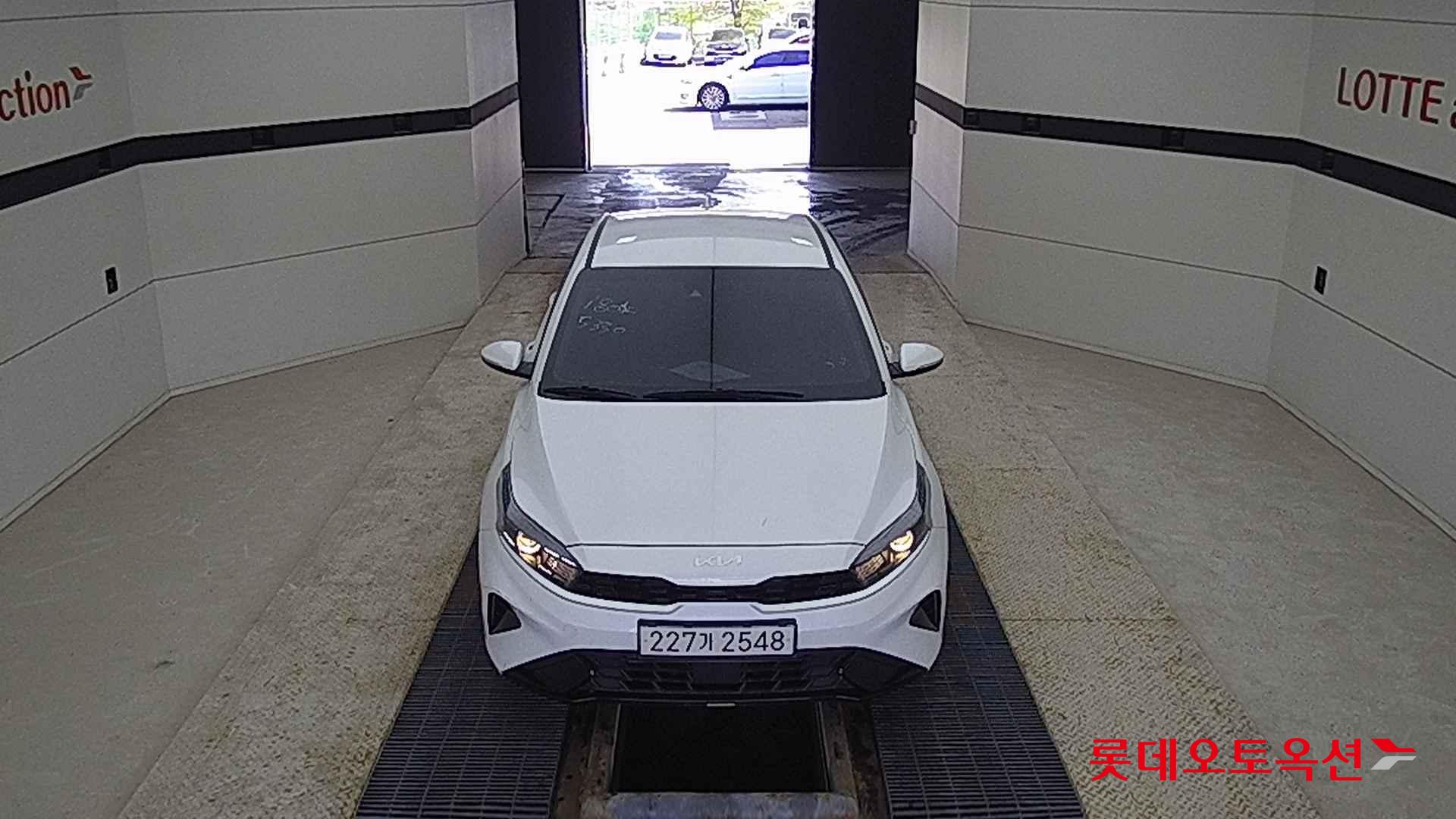 Kia K3 id 2658110 из Кореи 8