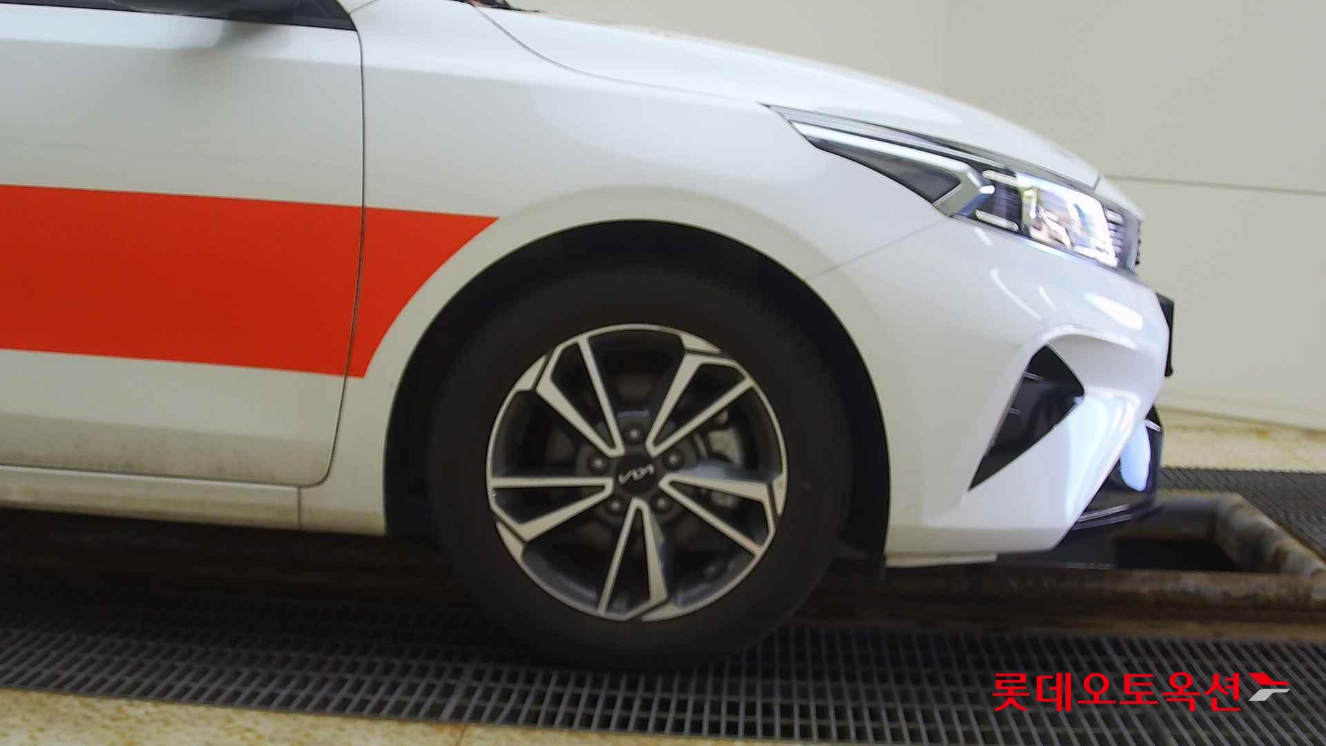 Kia K3 id 2658110 из Кореи 23