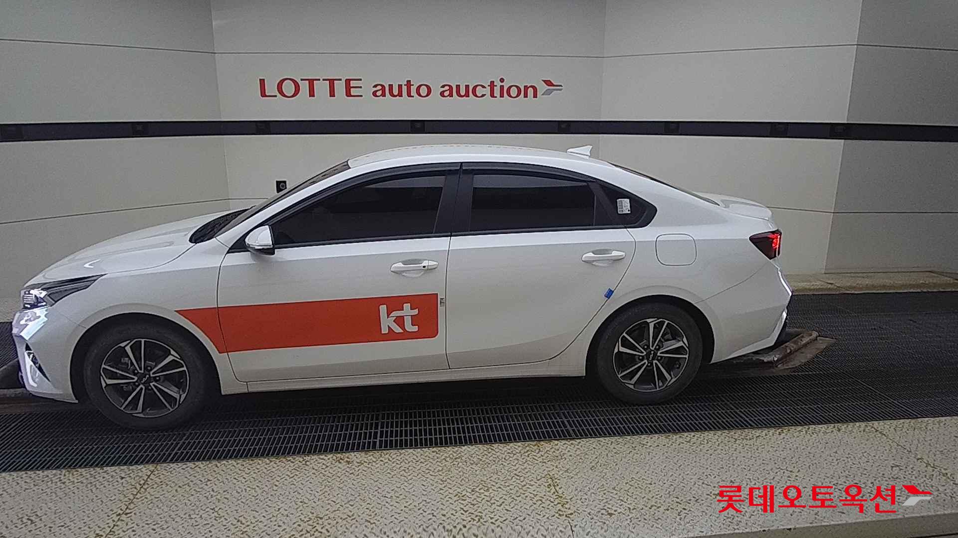 Kia K3 id 2658096 из Кореи 7