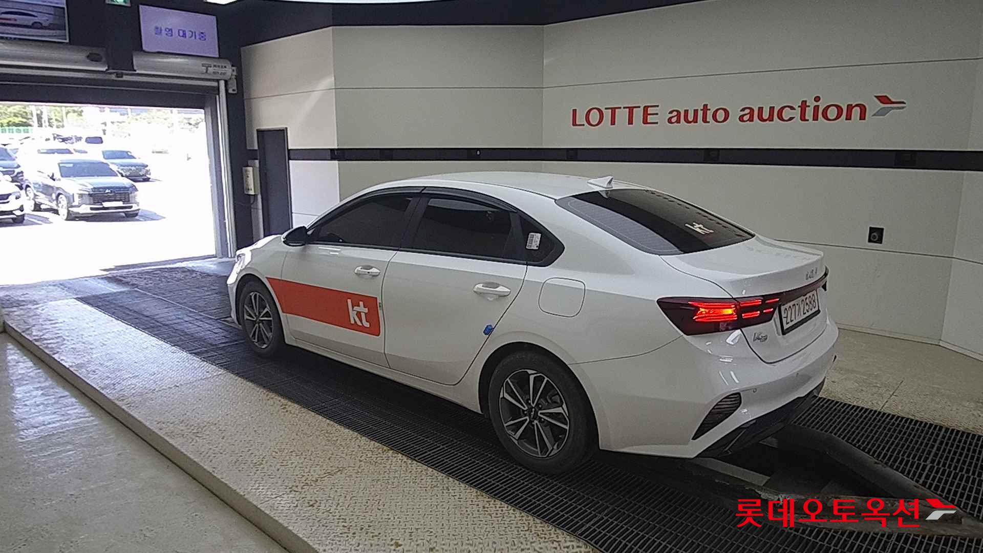 Kia K3 id 2658096 из Кореи 10