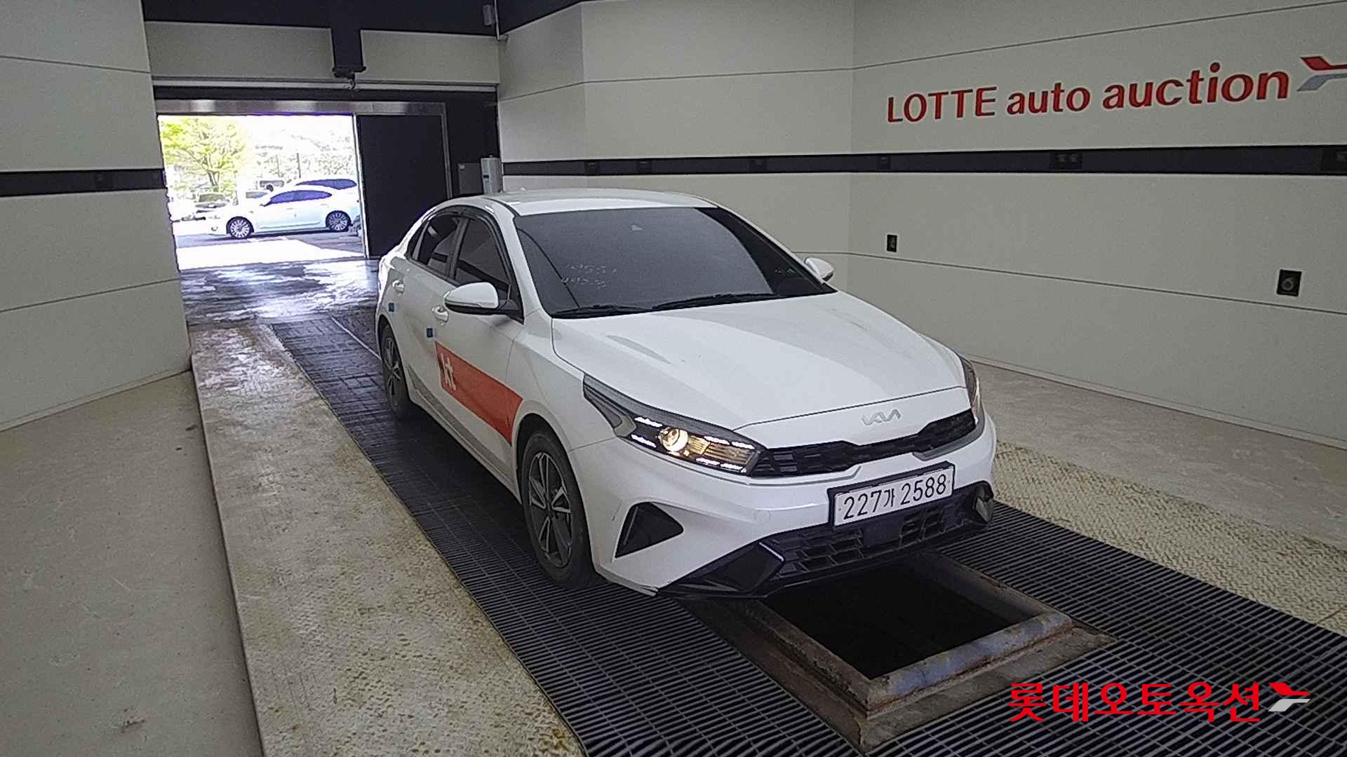 Kia K3 id 2658096 из Кореи 15