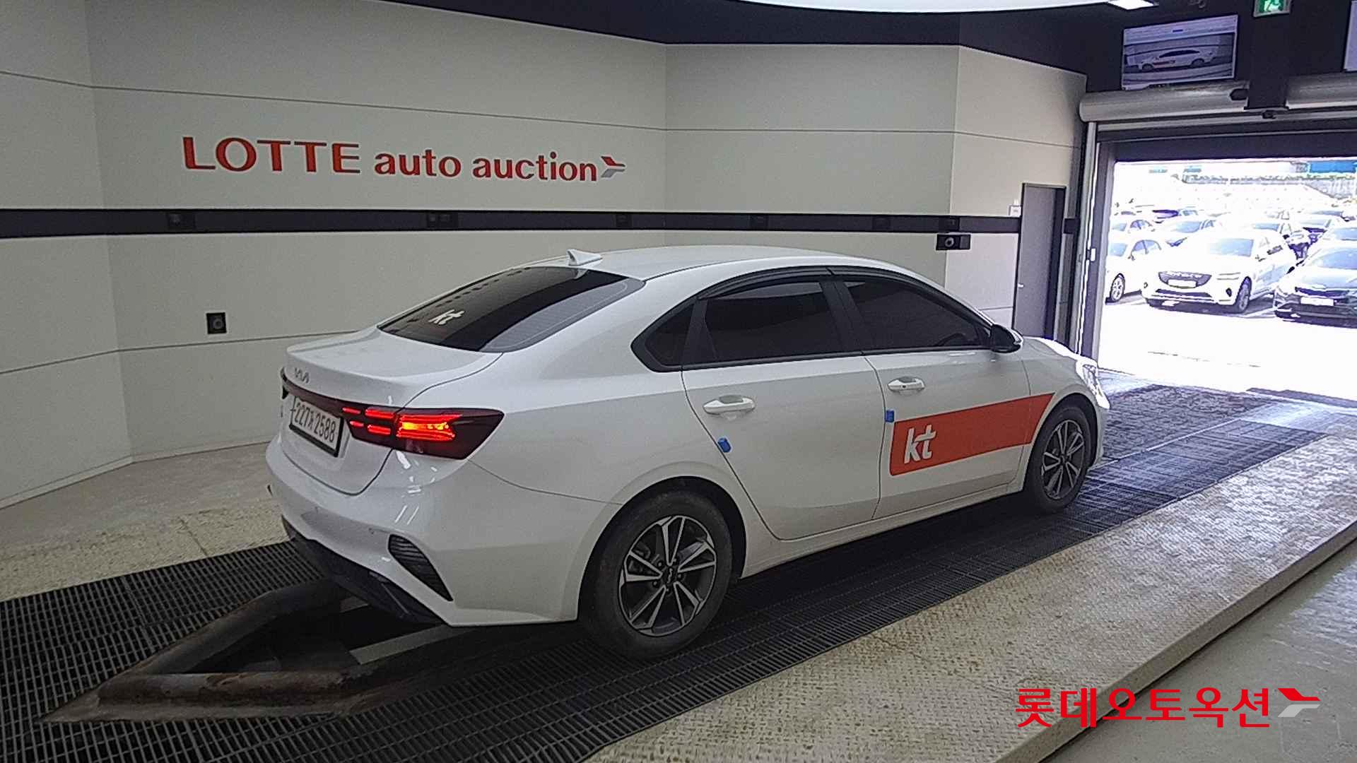 Kia K3 id 2658096 из Кореи 19