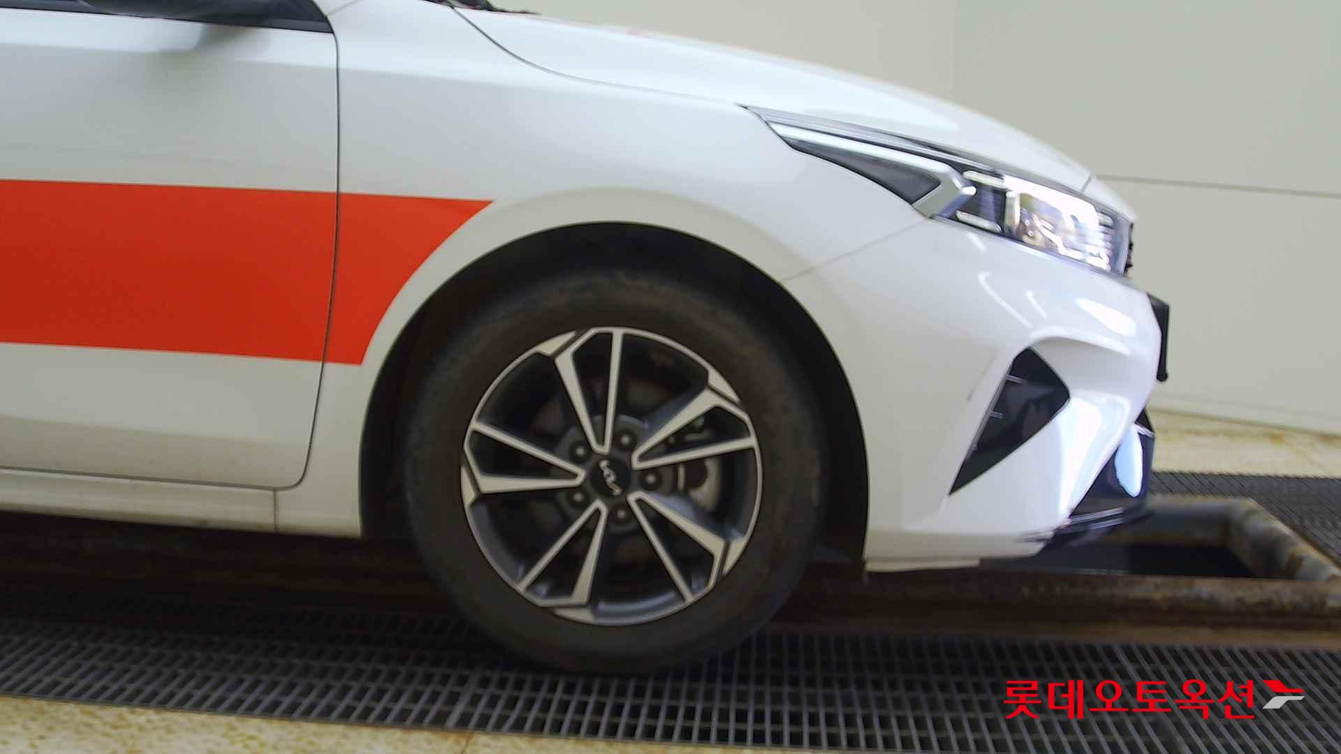 Kia K3 id 2658096 из Кореи 23