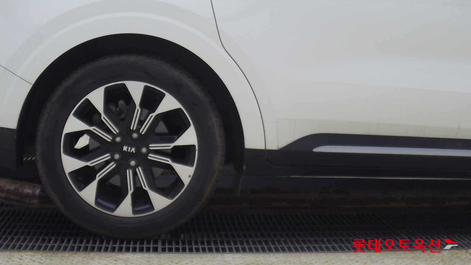 Kia Carnival id 2637527 из Кореи 24