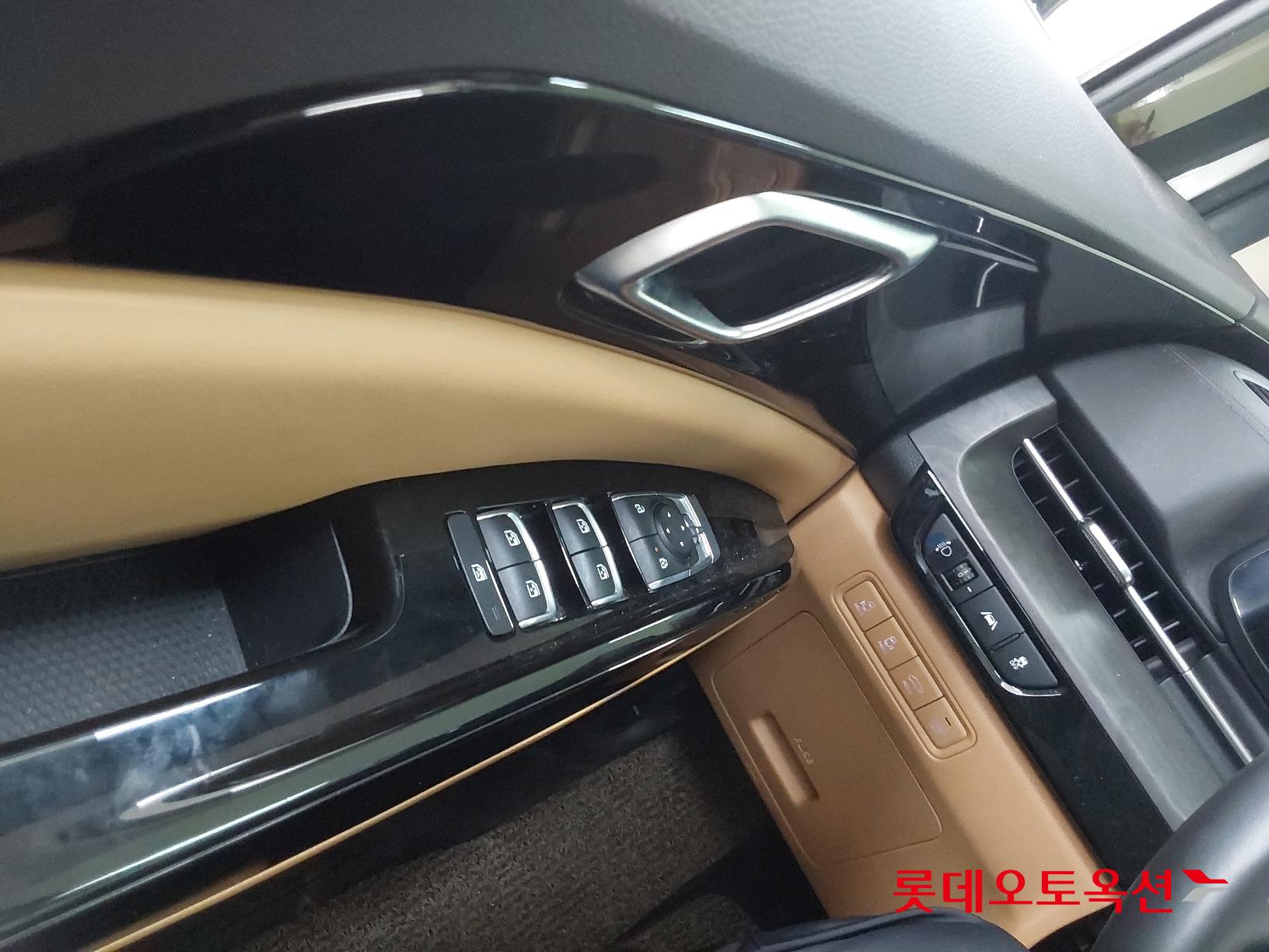 Kia Carnival id 2637527 из Кореи 28