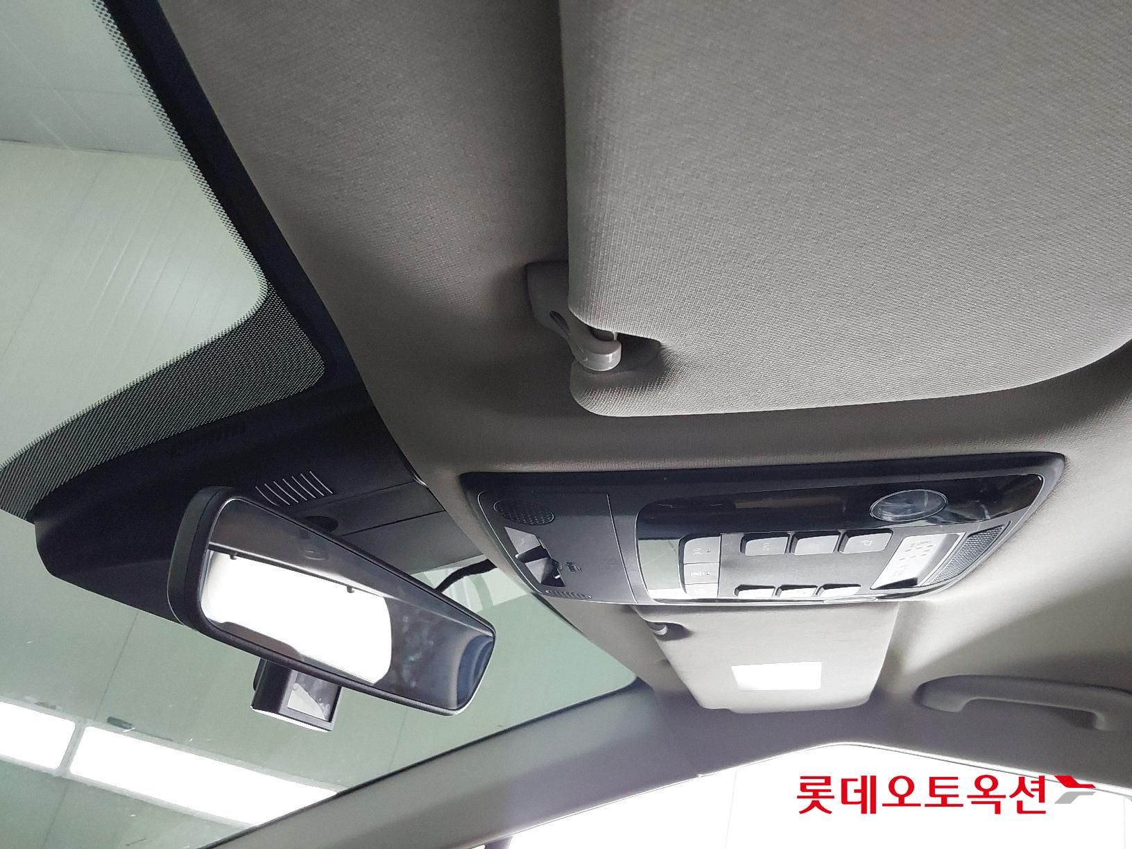 Kia Carnival id 2637527 из Кореи 32