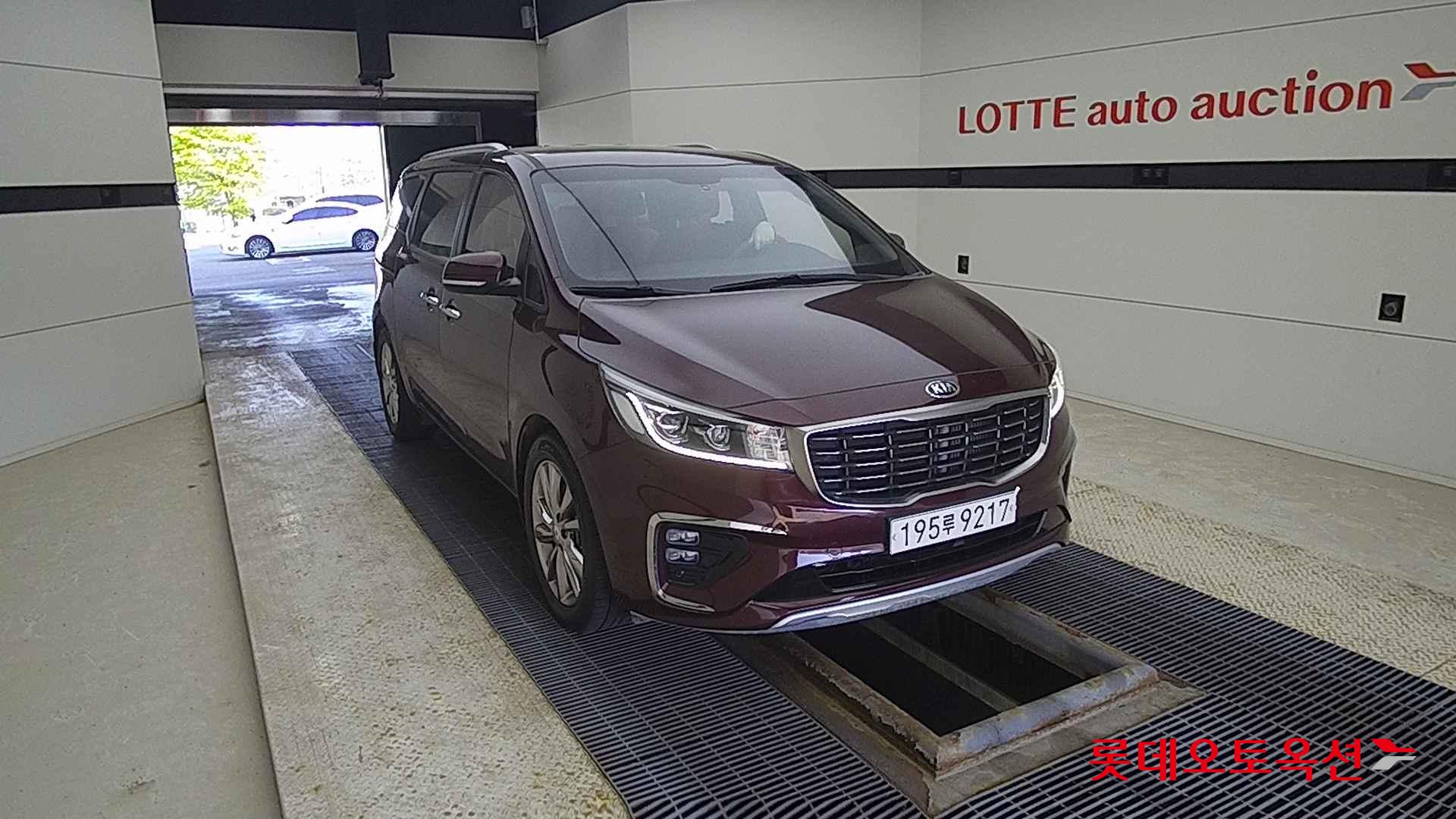 Kia Carnival id 2684538 из Кореи 15