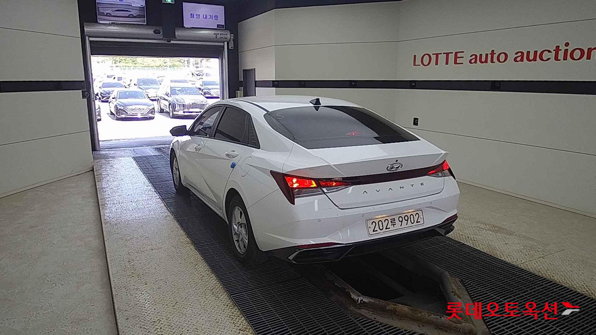 Hyundai Avante id 2668399 из Кореи 9