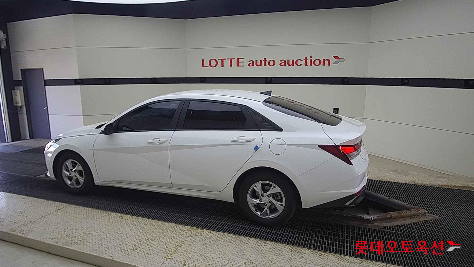 Hyundai Avante id 2668399 из Кореи 11