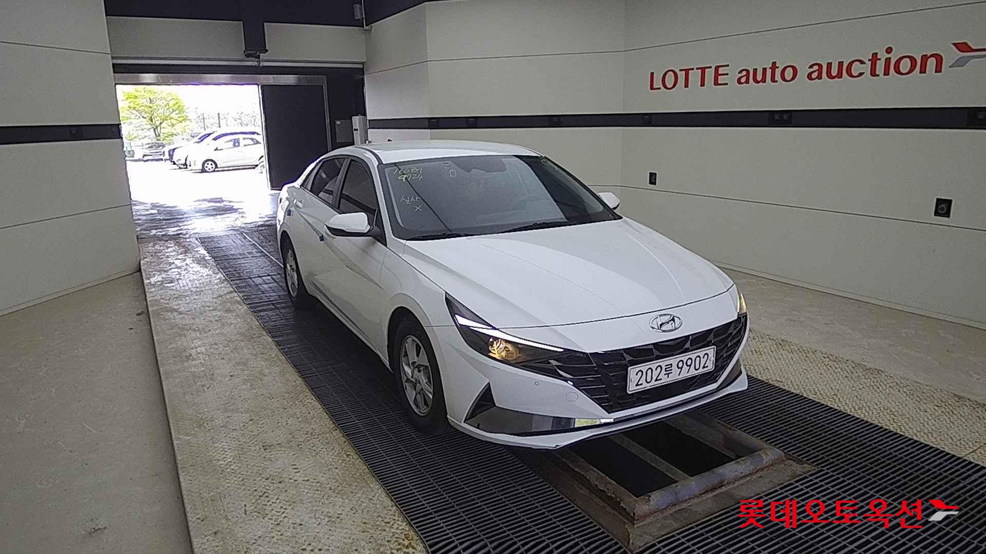 Hyundai Avante id 2668399 из Кореи 15