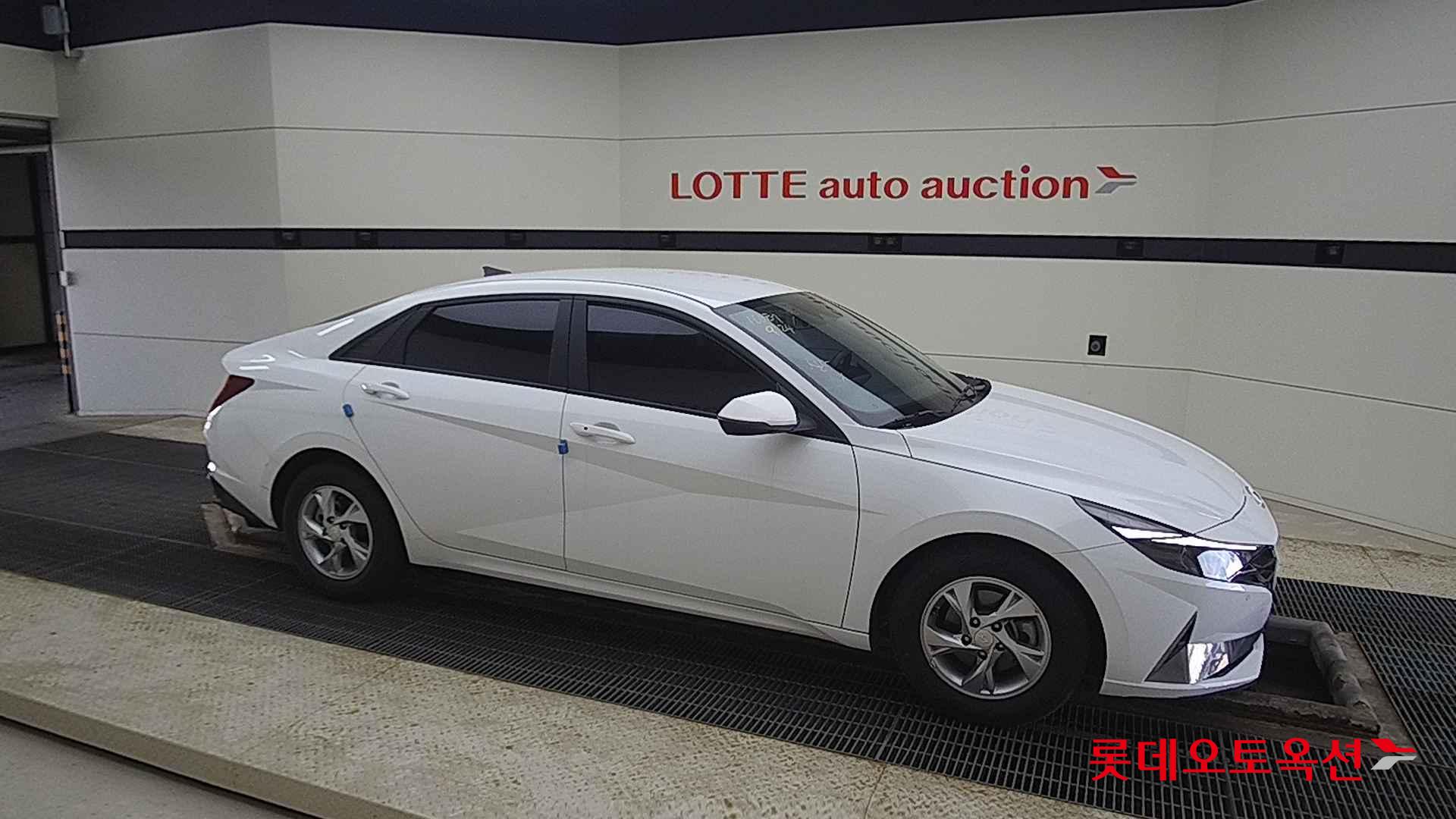 Hyundai Avante id 2668399 из Кореи 17