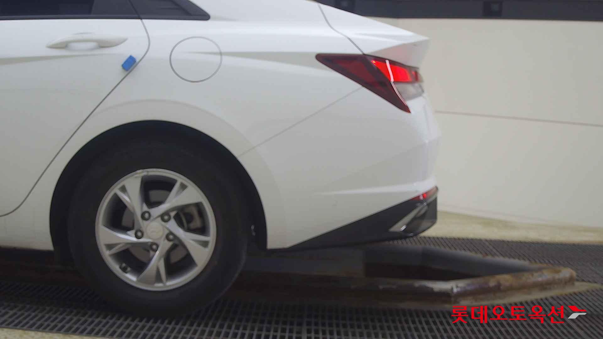 Hyundai Avante id 2668399 из Кореи 22