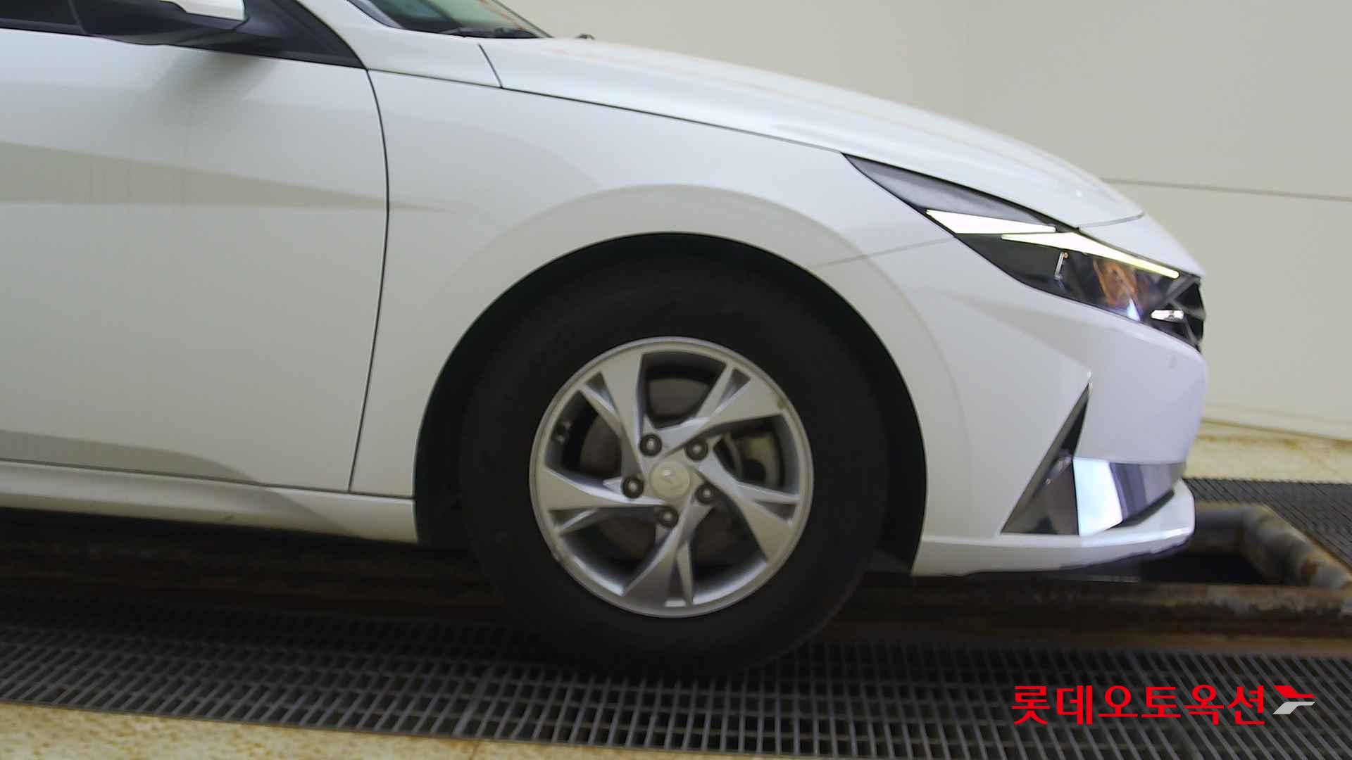 Hyundai Avante id 2668399 из Кореи 23