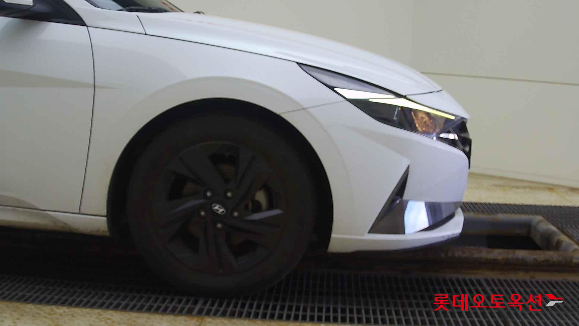 Hyundai Avante Hybrid id 2657939 из Кореи 23