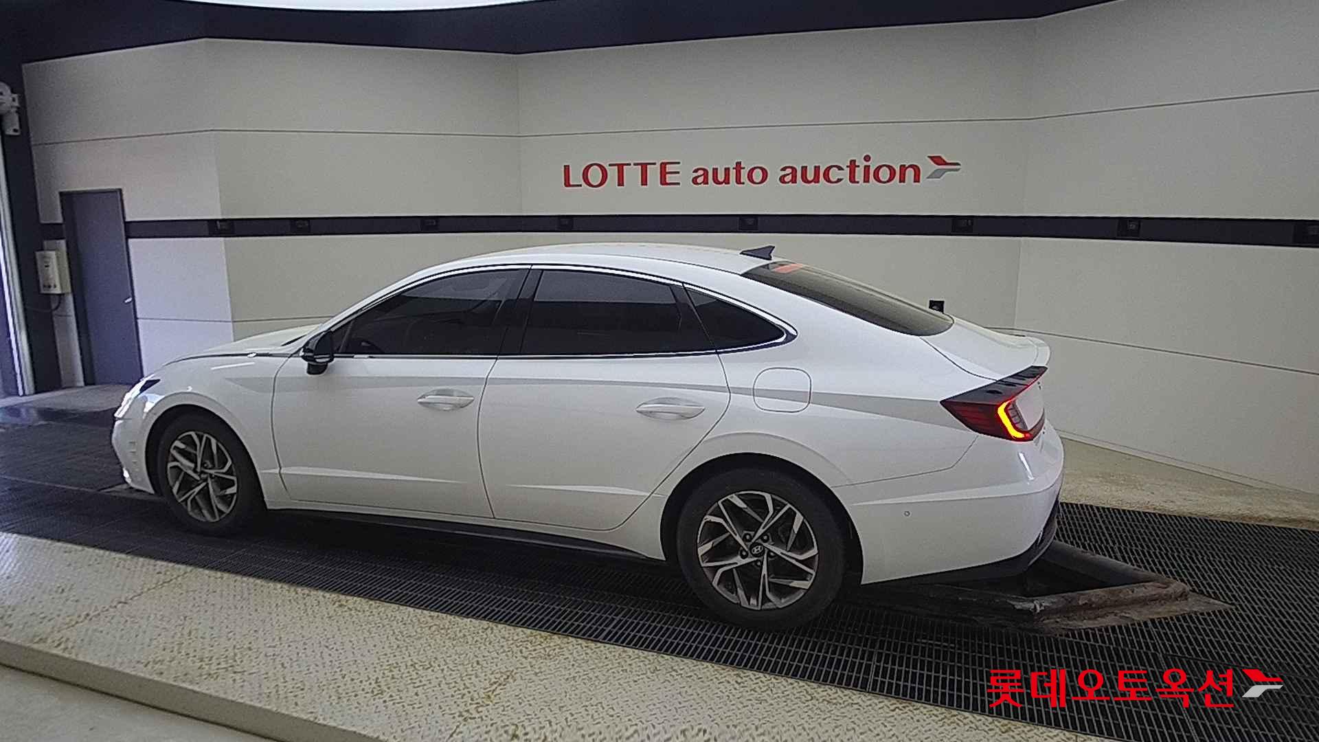 Hyundai Sonata id 2698333 из Кореи 11
