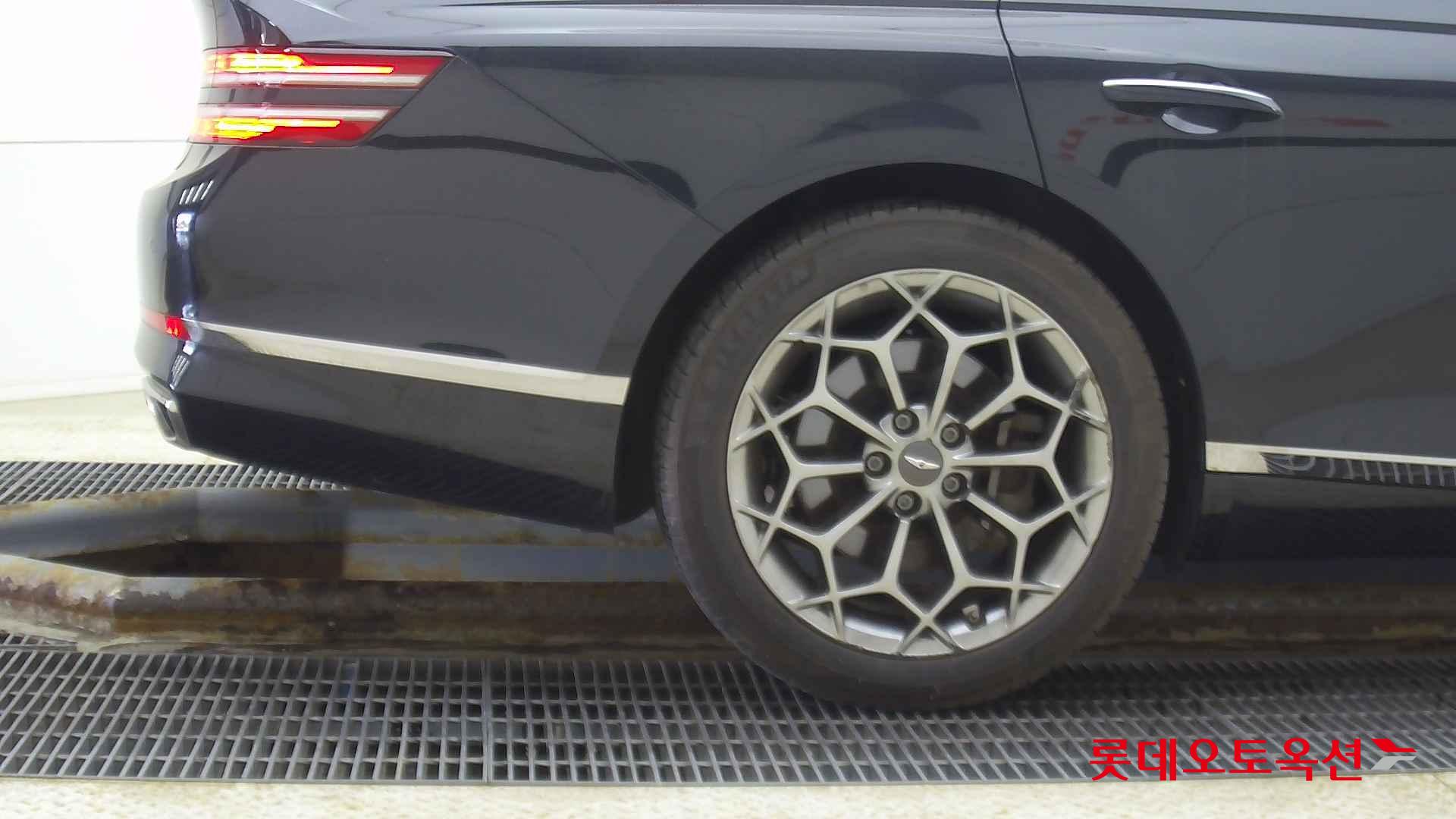 Hyundai G80 id 2679434 из Кореи 24