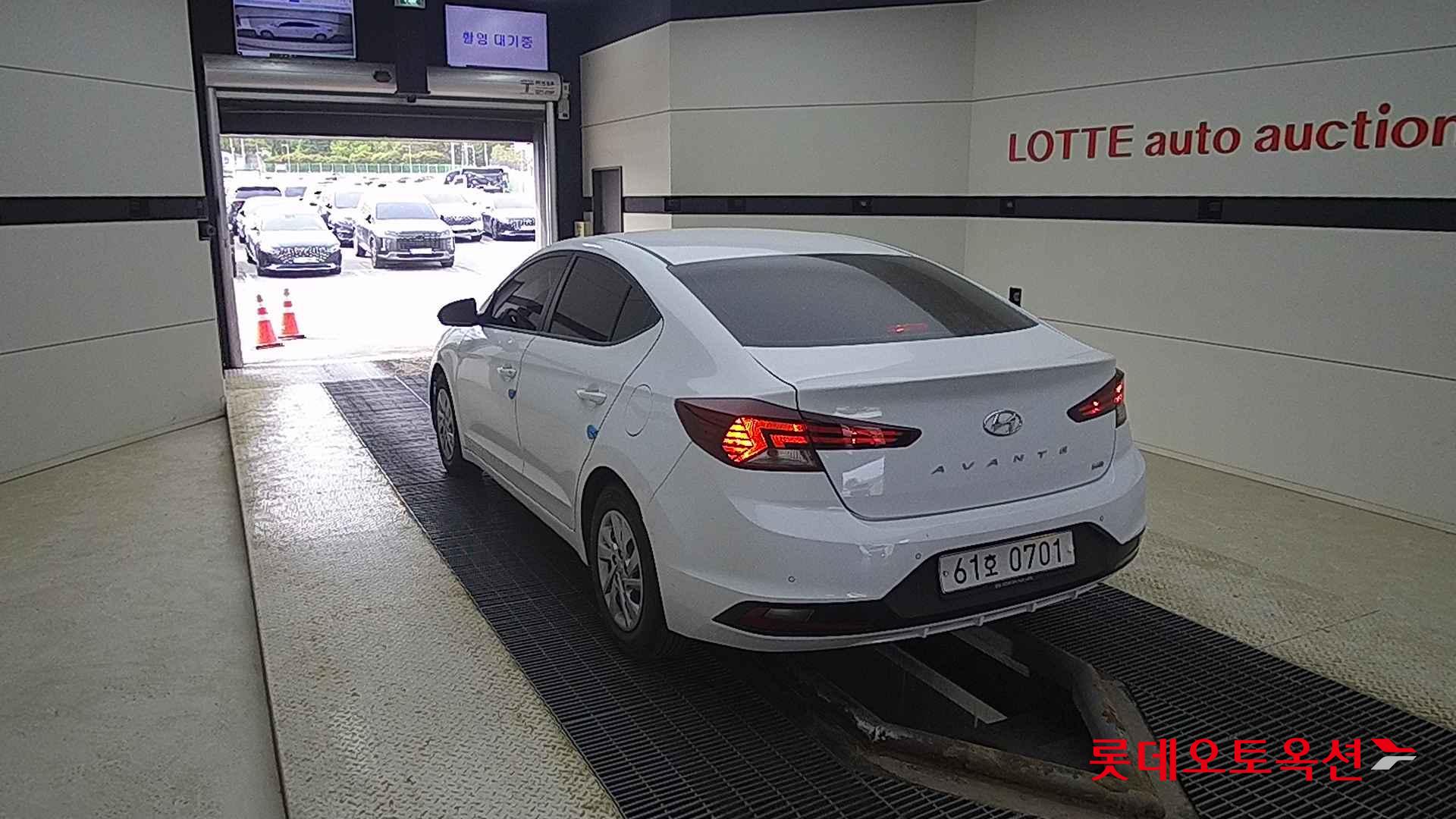 Hyundai Avante id 2704079 из Кореи 9