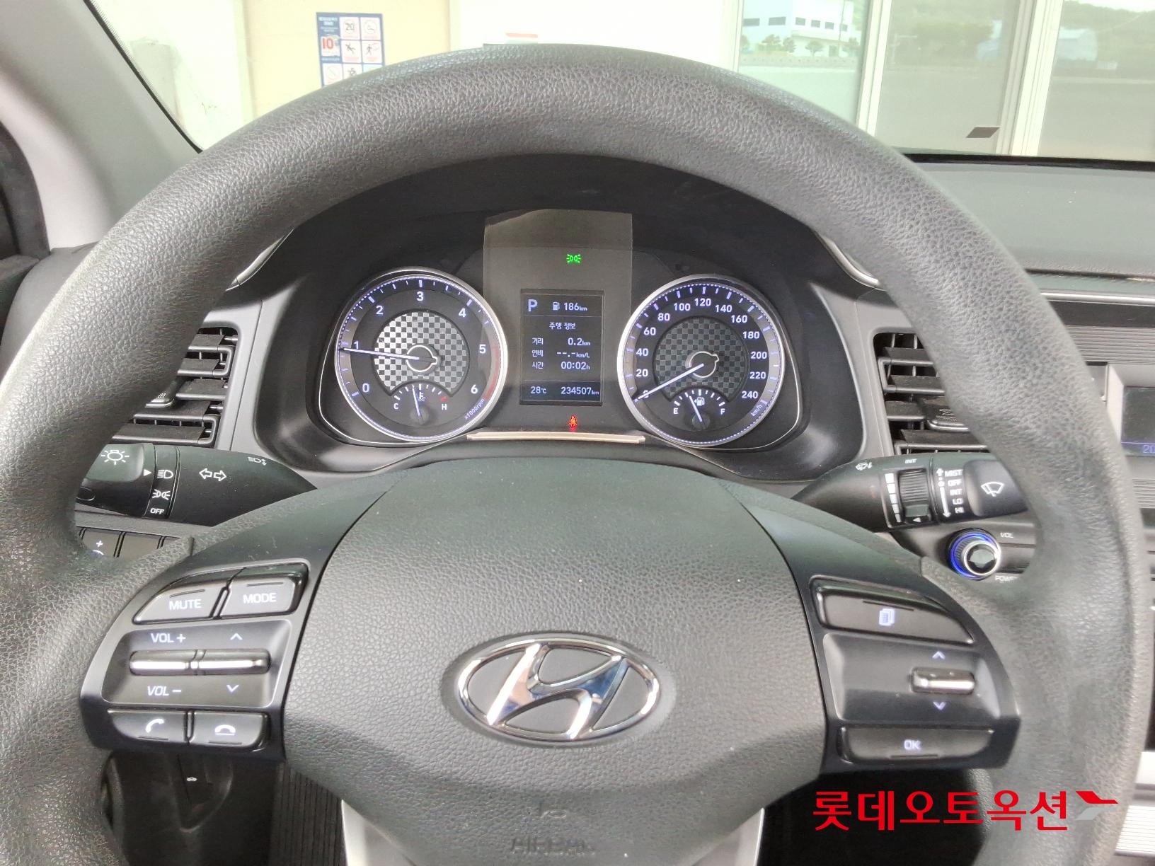 Hyundai Avante id 2704079 из Кореи 29