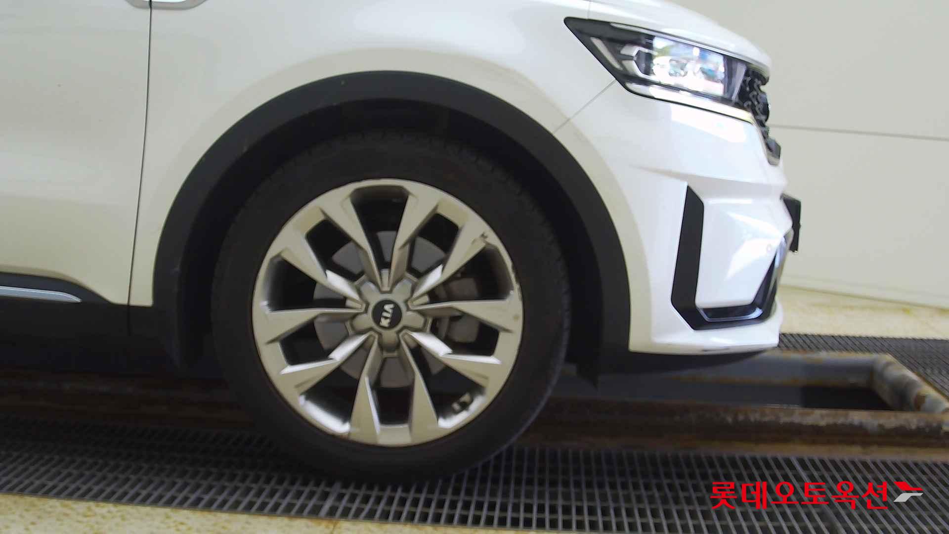 Kia Sorento id 2668454 из Кореи 23