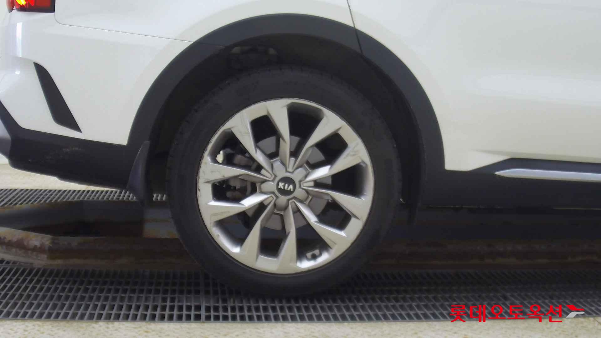 Kia Sorento id 2668454 из Кореи 24