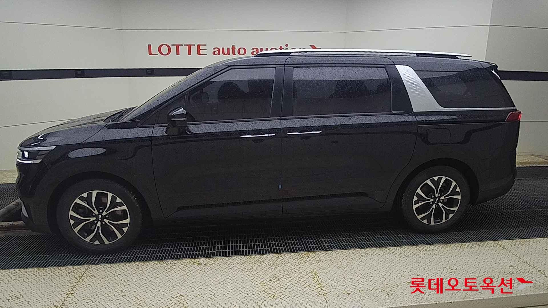 Kia Carnival id 2684552 из Кореи 7