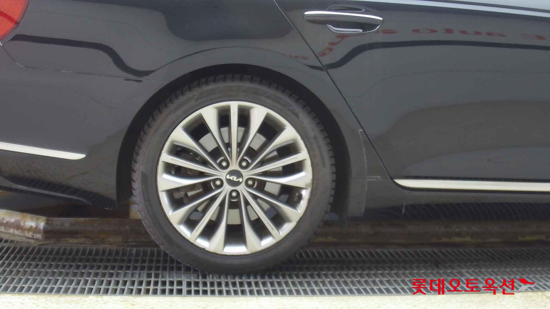 Kia K9 id 2684549 из Кореи 24